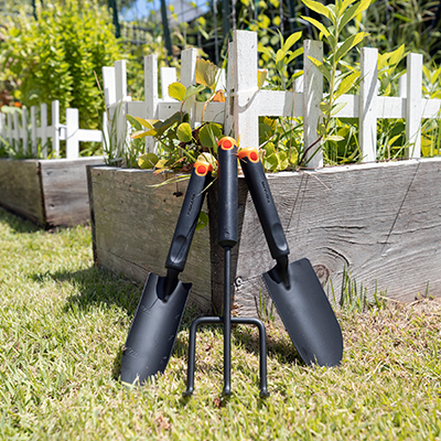 FISKARS<sup>&reg;</sup> 3pc Garden Hand Tool Set - Each tool has a sturdy steel head that will not snap off or loosen. Rust resistant coating helps support lasting strength and handle hang holds offer easy storage.